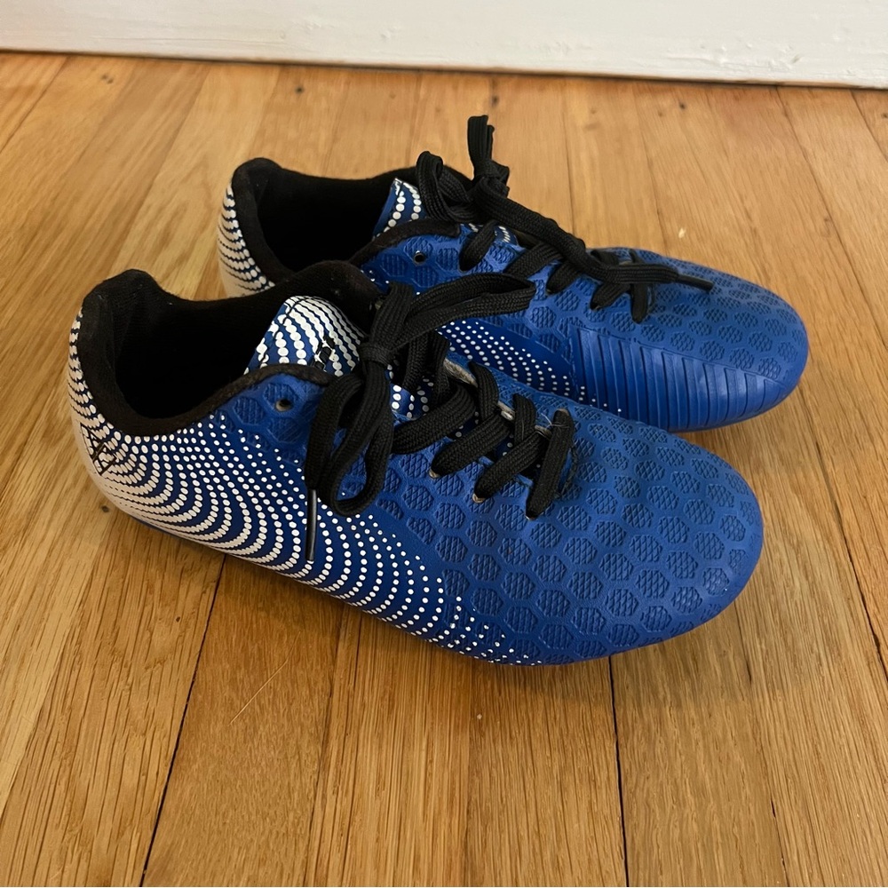 Kids Royal Blue And White Cleats, Youth Size 11c